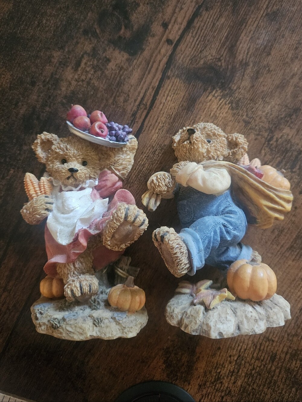 Home Interiors 2002 Pink & Blue Harvest Bear Figurine Pair